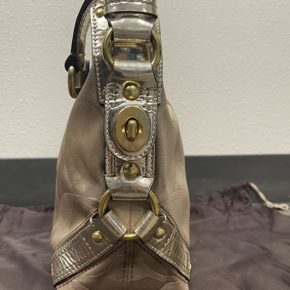 Brand New, Never Used Coach Carly Gold & Jacquard Signature “C” Hobo Bag - Picture 4 of 13